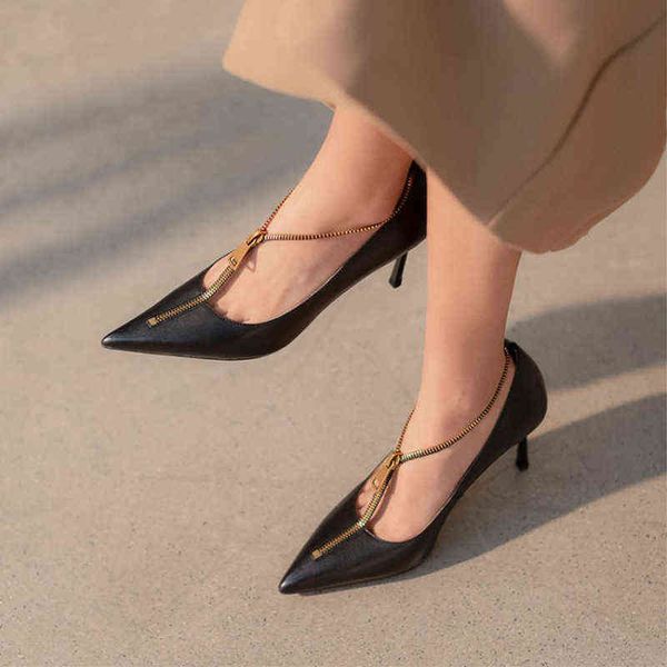 high heels women's 2022 new style temperament pointed thin heel shallow calfskin single shoes, Black
high heels women's 2022 new style temperament pointed thin heel shallow calfskin single shoes, Black