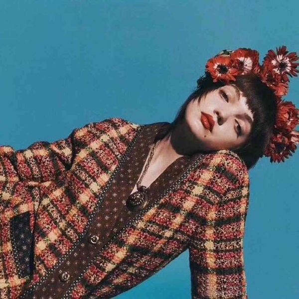 blends high-end 96% wool tweed vintage jacket runway contrast plaid v-neck patchwork single breasted coat outwear flower silk liner, Black
blends high-end 96% wool tweed vintage jacket runway contrast plaid v-neck patchwork single breasted coat outwear flower silk liner, Black