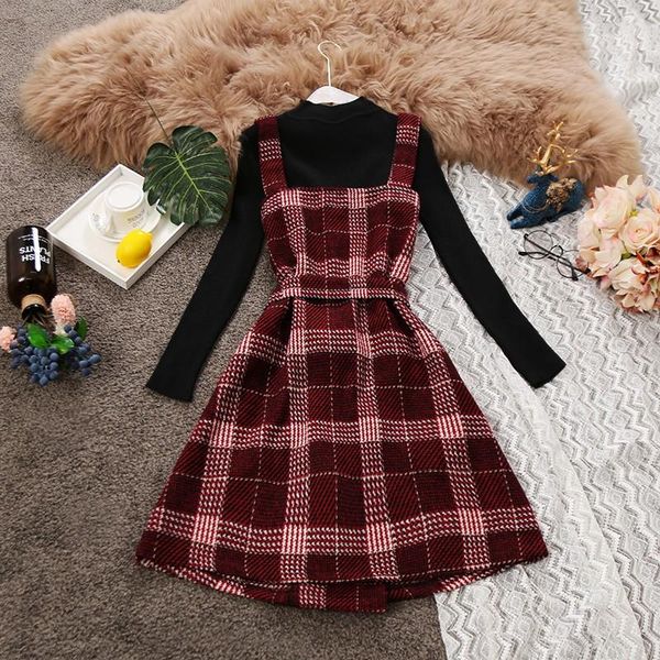 women's two piece pants 2021 fashion set elegant turrleneck sweater +woolen plaid dress female suit, White
women's two piece pants 2021 fashion set elegant turrleneck sweater +woolen plaid dress female suit, White
