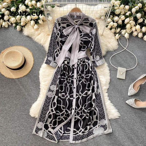 casual dresses bow collar maxi dress spring and autumn women's print single breasted elegant party oversize runway, Black;gray
casual dresses bow collar maxi dress spring and autumn women's print single breasted elegant party oversize runway, Black;gray