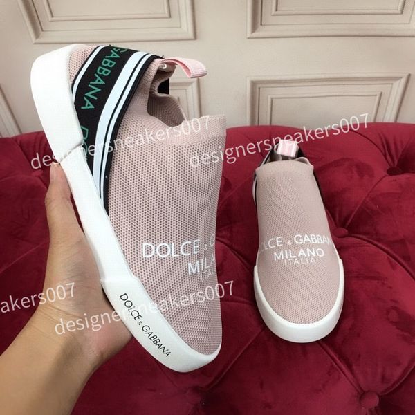 2022 boots wedding platform casual shoes fashion party men women leather velvet trainers sneakers 35-45, Black
2022 boots wedding platform casual shoes fashion party men women leather velvet trainers sneakers 35-45, Black