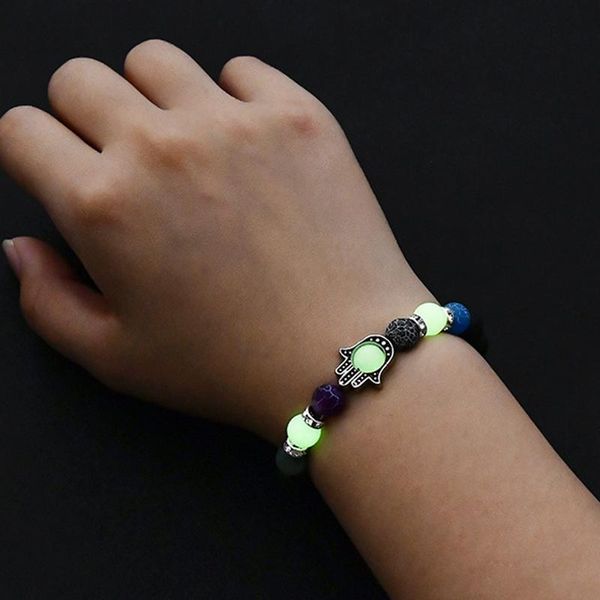 charm bracelets 2021 natural volcanic stone shining in the dark hamsa hand men woman luminous party bracelet beach jewelry, Golden;silver
charm bracelets 2021 natural volcanic stone shining in the dark hamsa hand men woman luminous party bracelet beach jewelry, Golden;silver