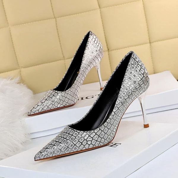 dress shoes ummewalo sequined cloth high heels women metal heel design pointed toe pumps ladies arrival, Black
dress shoes ummewalo sequined cloth high heels women metal heel design pointed toe pumps ladies arrival, Black