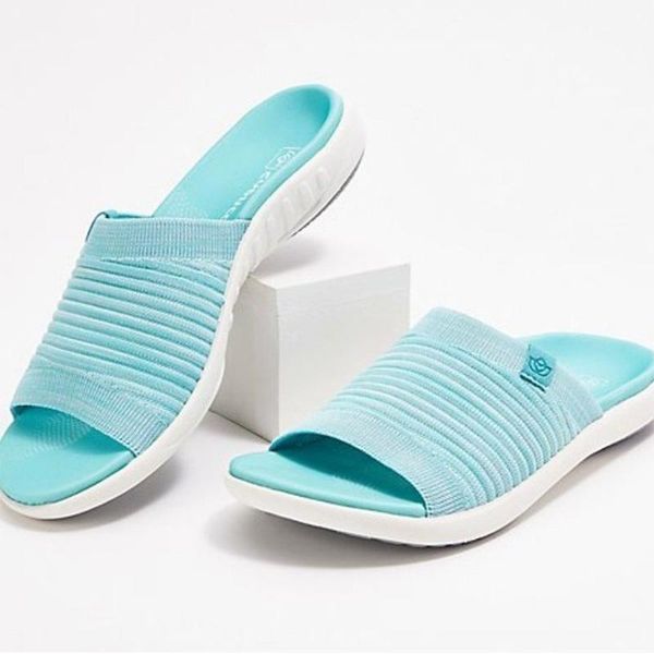 women knitting slippers big size female non slip sequined cloth flat ladies soft slides indoor home comfortable house shoes, Black
women knitting slippers big size female non slip sequined cloth flat ladies soft slides indoor home comfortable house shoes, Black