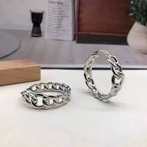 design jewelry 2021 fashion twist earrings brass plated platinum earrings female 925 silver needle, Golden;silver
design jewelry 2021 fashion twist earrings brass plated platinum earrings female 925 silver needle, Golden;silver