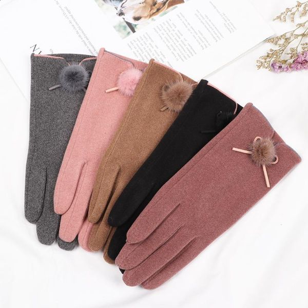 five fingers gloves 2021 fashion women thick fur ball winter warm full finge mittens touch screen outdoor sport driving, Blue;gray
five fingers gloves 2021 fashion women thick fur ball winter warm full finge mittens touch screen outdoor sport driving, Blue;gray