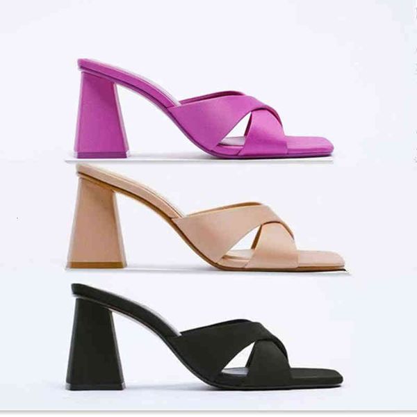 sandals autumn women's shoes black cross strap fashion high heel square toe thick k999
sandals autumn women's shoes black cross strap fashion high heel square toe thick k999