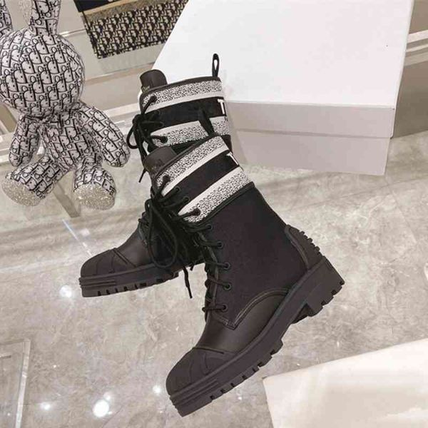leisure womens fashion boots booties ankle boot shell toe martin black white rubber outsole heel height 4.5cm women shoes high-end quality
leisure womens fashion boots booties ankle boot shell toe martin black white rubber outsole heel height 4.5cm women shoes high-end quality