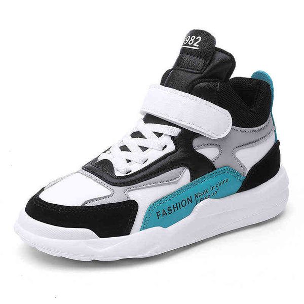boys' shoes trend in autumn and winter middle school students' leather high board versatile chilen's casual sports, Black
boys' shoes trend in autumn and winter middle school students' leather high board versatile chilen's casual sports, Black