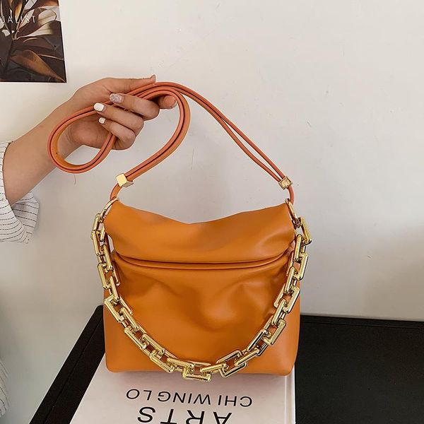 cross body elegant female solid color crossbody bag 2021 high-quality leather women's designer handbag thick chain tote messenger
cross body elegant female solid color crossbody bag 2021 high-quality leather women's designer handbag thick chain tote messenger
