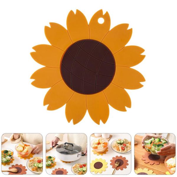 mats & pads 3pcs sunflower shaped coasters kitchen anti-slip and anti-scald (brown)