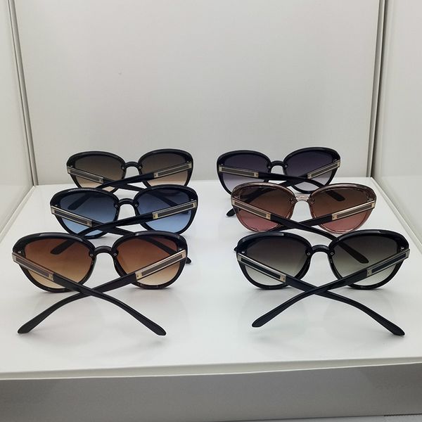 new fashion women sunglasses gafas sonnenbrille occhiali da sole glasses lentes óculos escuros de grife woman cat eye sunglass coach eyeglas, White;black
new fashion women sunglasses gafas sonnenbrille occhiali da sole glasses lentes óculos escuros de grife woman cat eye sunglass coach eyeglas, White;black