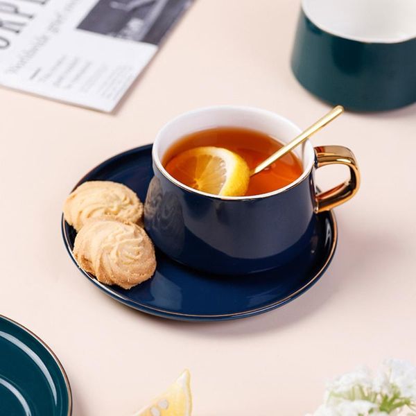mugs european style delicate ceramic coffee mug tea cup with spoon and saucer base luxury retro gift box set for holiday home office
mugs european style delicate ceramic coffee mug tea cup with spoon and saucer base luxury retro gift box set for holiday home office