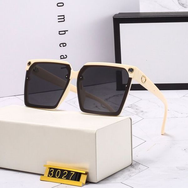 classic design sunglasses fashion oval frame coating sunglasses uv400 lens carbon fiber legs summer style eyewear, White;black
classic design sunglasses fashion oval frame coating sunglasses uv400 lens carbon fiber legs summer style eyewear, White;black