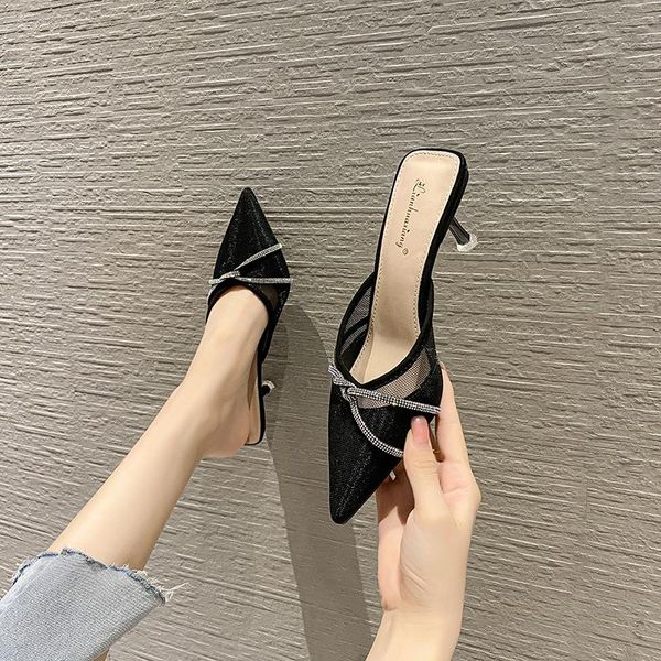 slippers shoes for girls low pointed toe ladies' slipers women glitter slides fashion heeled mules cute 2021 jelly luxury cover, Black
slippers shoes for girls low pointed toe ladies' slipers women glitter slides fashion heeled mules cute 2021 jelly luxury cover, Black