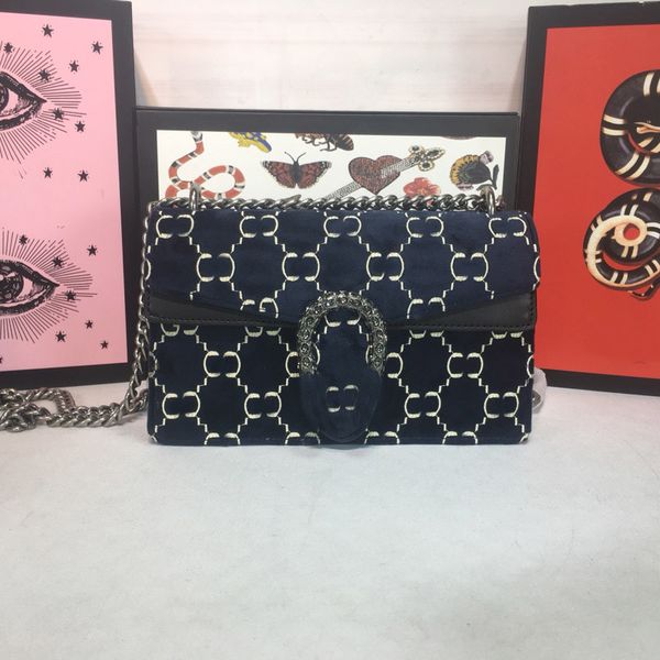 fashion chain crossbody bag classic embossing letter handbags purse genuine leather stitching shoulder bag diamond bronze hardware flap bag
fashion chain crossbody bag classic embossing letter handbags purse genuine leather stitching shoulder bag diamond bronze hardware flap bag