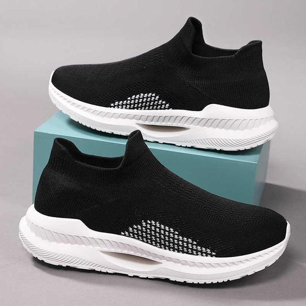 2021 men women knit sneakers breathable men slip-ons shoes lightweight sports shoes women athletic running walking gym shoes y0907, Black
2021 men women knit sneakers breathable men slip-ons shoes lightweight sports shoes women athletic running walking gym shoes y0907, Black
