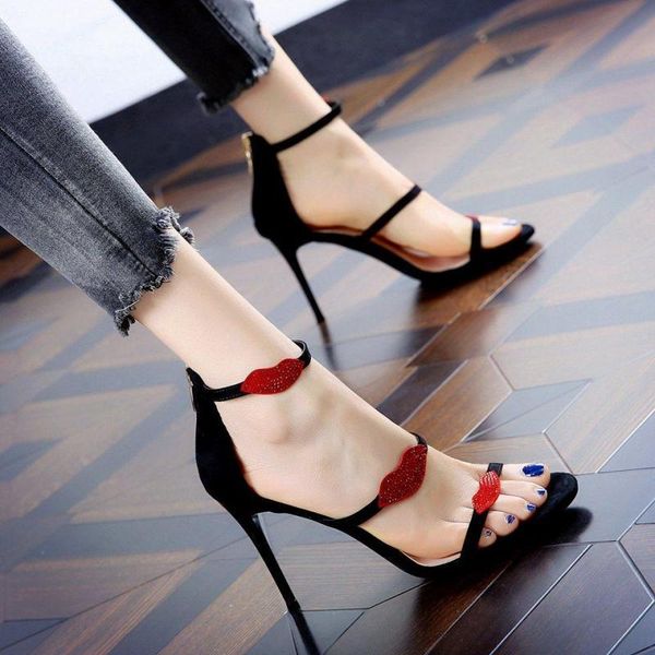 dress shoes high heel women's fine heels 2021 summer wild open toe suede net red show feet small dating sandals, Black
dress shoes high heel women's fine heels 2021 summer wild open toe suede net red show feet small dating sandals, Black