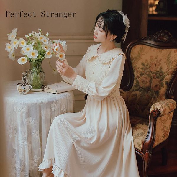 casual dresses 2021 autumn arrival retro korean ruffled collar lace long sleeve collect waist women dress, Black;gray
casual dresses 2021 autumn arrival retro korean ruffled collar lace long sleeve collect waist women dress, Black;gray