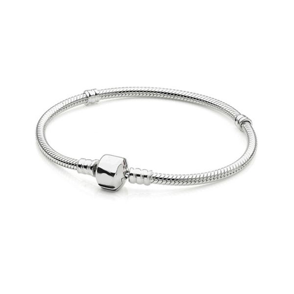 2021 new 100% 925 sterling silver 590702hv classic bracelet clear cz charm bead fit diy original fashion bracelets factory wholesale jewelry, Golden;silver
2021 new 100% 925 sterling silver 590702hv classic bracelet clear cz charm bead fit diy original fashion bracelets factory wholesale jewelry, Golden;silver