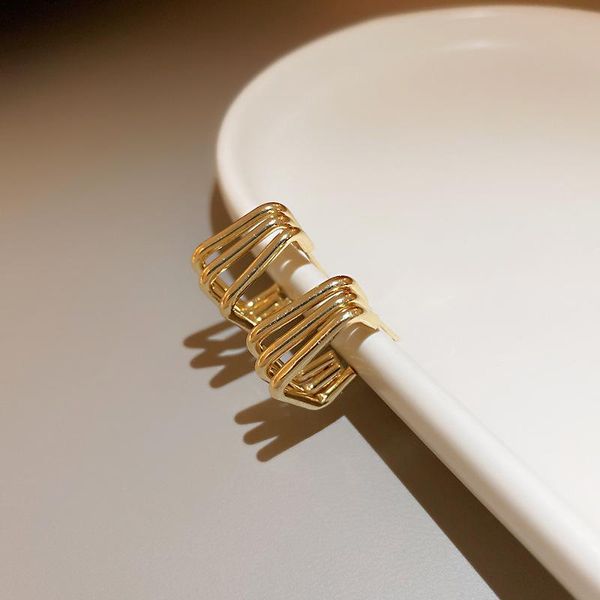 hoop & huggie irregular geometric triangle earrings for women korean fashion female trendy jewelry delicate elegant, Golden;silver
hoop & huggie irregular geometric triangle earrings for women korean fashion female trendy jewelry delicate elegant, Golden;silver