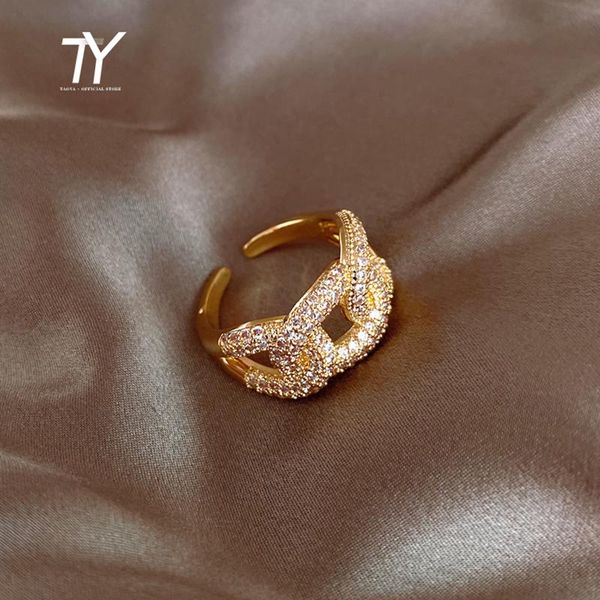 exaggeration chain circle buckle gold opening rings for woman fashion zircon jewelry wedding party girl's unusual ring cluster, Golden;silver
exaggeration chain circle buckle gold opening rings for woman fashion zircon jewelry wedding party girl's unusual ring cluster, Golden;silver