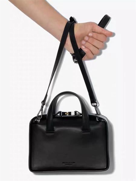 backpack trendy 1017-alyx-9sm bag men women metal safety buckle thread backpacks fashion casual alyx leather crossbody bags
backpack trendy 1017-alyx-9sm bag men women metal safety buckle thread backpacks fashion casual alyx leather crossbody bags