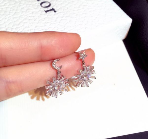 crystal stud earrings for women sterling silver cute unique sparkle star evening jewelry fashion, Golden;silver
crystal stud earrings for women sterling silver cute unique sparkle star evening jewelry fashion, Golden;silver