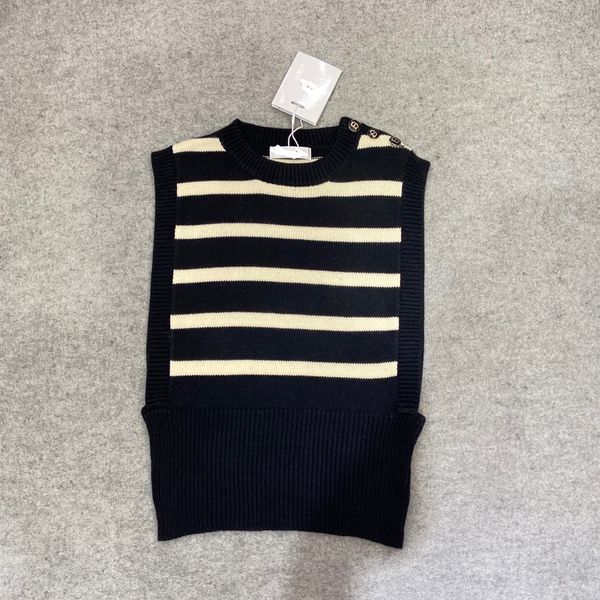 100 autumn and winter women's wear round neck striped knitted no wool vt, Black;white
100 autumn and winter women's wear round neck striped knitted no wool vt, Black;white