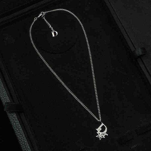 70% off word star hollowed out inlaid silver women's necklace personality fashion korean simple style, Golden;silver
70% off word star hollowed out inlaid silver women's necklace personality fashion korean simple style, Golden;silver
