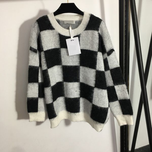 women's sweater new hit color plaid round neck long-sleeved sweater mohair sweater coat # g, White;black
women's sweater new hit color plaid round neck long-sleeved sweater mohair sweater coat # g, White;black