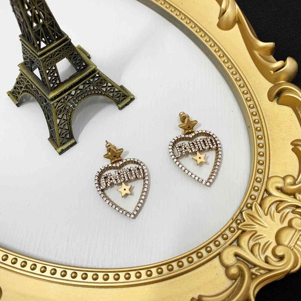 special offer 2021 luxury designer jewelry family's new letter love in designer earrings a3, Silver
special offer 2021 luxury designer jewelry family's new letter love in designer earrings a3, Silver
