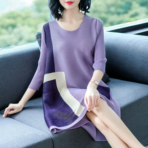 casual dresses 2021 spring and summer commuter pleated dress women's european american temperament printing loose thin, Black;gray
casual dresses 2021 spring and summer commuter pleated dress women's european american temperament printing loose thin, Black;gray