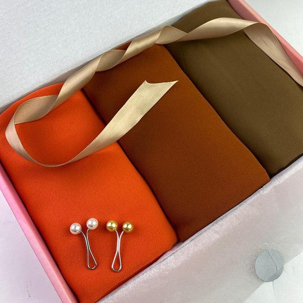 scarves luxury hijab gift box chiffon scarf women fashion plain wrap solid color shawls headband muslim femme foulard, Blue;gray
scarves luxury hijab gift box chiffon scarf women fashion plain wrap solid color shawls headband muslim femme foulard, Blue;gray