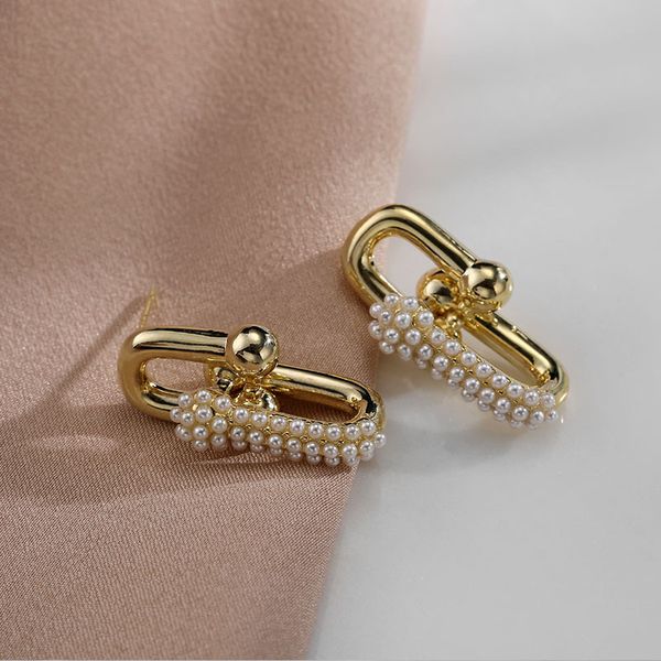 70% off luxury jewelry 2021 new style geometric metal french pearl chain splicing fashion versatile earrings, Golden;silver
70% off luxury jewelry 2021 new style geometric metal french pearl chain splicing fashion versatile earrings, Golden;silver