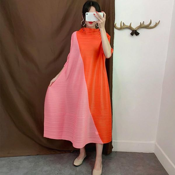 casual dresses sondr blue one-neck collar seven-point sleeve contrast pleats loose plus woman dress fashion 2021 autumn, Black;gray
casual dresses sondr blue one-neck collar seven-point sleeve contrast pleats loose plus woman dress fashion 2021 autumn, Black;gray