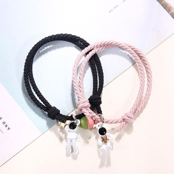 charm bracelets 2021 magnet couple bracelet star astronaut attractive fashion valentine's day jewelry gift 2 pieces/set wrist chain, Golden;silver
charm bracelets 2021 magnet couple bracelet star astronaut attractive fashion valentine's day jewelry gift 2 pieces/set wrist chain, Golden;silver