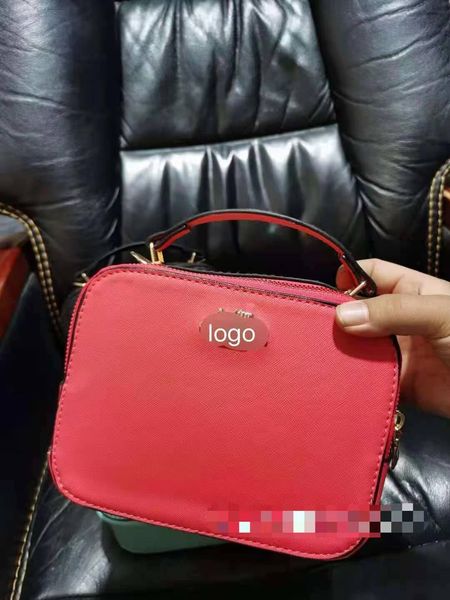 luxury design handbag 2021 kongjia laohua camera letter printed shoulder women's oblique bag c koujia small square bag 6nqt
luxury design handbag 2021 kongjia laohua camera letter printed shoulder women's oblique bag c koujia small square bag 6nqt
