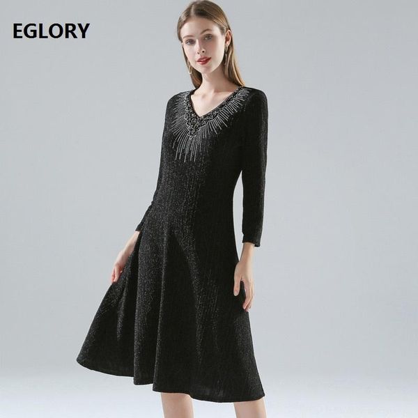 casual dresses plus size dress 2021 autumn winter women v-neck shine beading deco long sleeve mid-calf vintage female, Black;gray
casual dresses plus size dress 2021 autumn winter women v-neck shine beading deco long sleeve mid-calf vintage female, Black;gray
