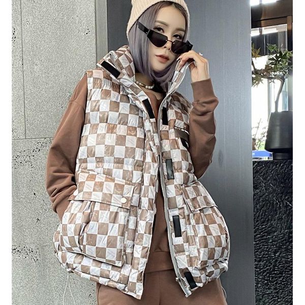 women's vests xuxi stand collar down vest women autumn winter 2021 splicing heavy industry plaid white duck loose coat fashion e3272, Black;white
women's vests xuxi stand collar down vest women autumn winter 2021 splicing heavy industry plaid white duck loose coat fashion e3272, Black;white