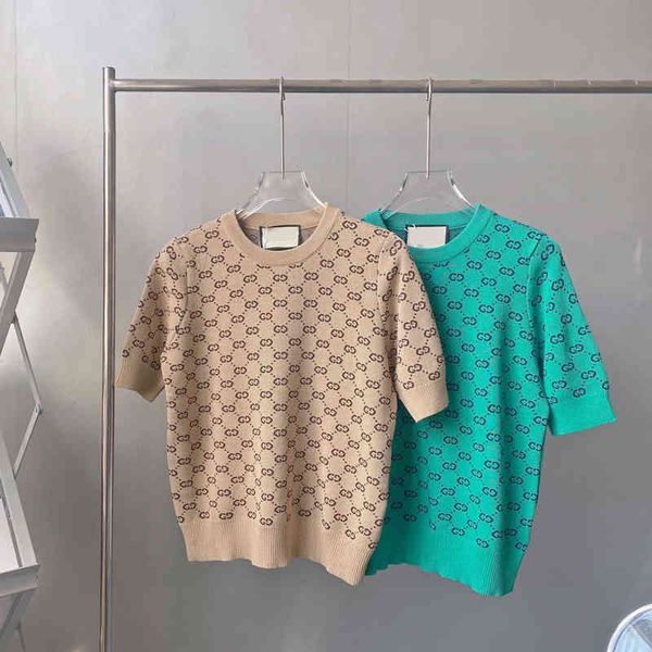2022 factory wholesale new all over print soft knitted women's t-shirt old silk breathable elastic short sleeve, White;black
2022 factory wholesale new all over print soft knitted women's t-shirt old silk breathable elastic short sleeve, White;black