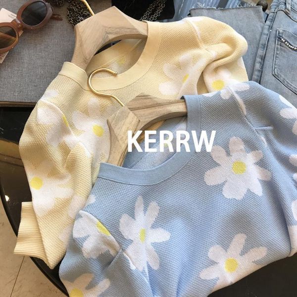 women's t-shirt white youth age reduction delicate daisy print crewneck bubble sleeve knitted shirt female summer
women's t-shirt white youth age reduction delicate daisy print crewneck bubble sleeve knitted shirt female summer
