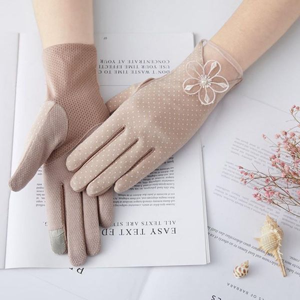 five fingers gloves summer women elegant uv sunscreen short sun female dots flower fashion lace driving of thin touch screen lady, Blue;gray
five fingers gloves summer women elegant uv sunscreen short sun female dots flower fashion lace driving of thin touch screen lady, Blue;gray