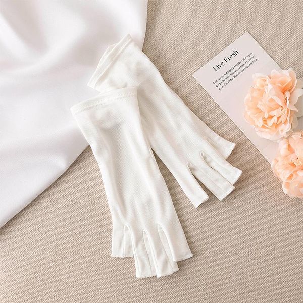 five fingers gloves women' knitted silk half glove thin finger soft lace mulberry sun protection, Blue;gray
five fingers gloves women' knitted silk half glove thin finger soft lace mulberry sun protection, Blue;gray