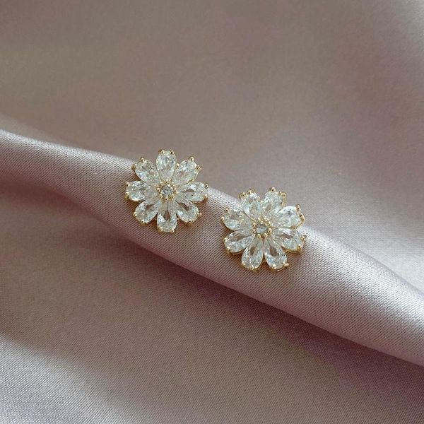 stud earrings for women 2021 fashion jewelry earings grace trendy charming exquisite simple and versatile, Golden;silver
stud earrings for women 2021 fashion jewelry earings grace trendy charming exquisite simple and versatile, Golden;silver
