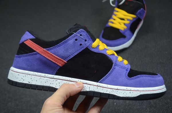 new 2021 dunk men women running shoes low acg ceramic skateboard shoes black purple fashion trainers luxurys designer sneakers with box
new 2021 dunk men women running shoes low acg ceramic skateboard shoes black purple fashion trainers luxurys designer sneakers with box