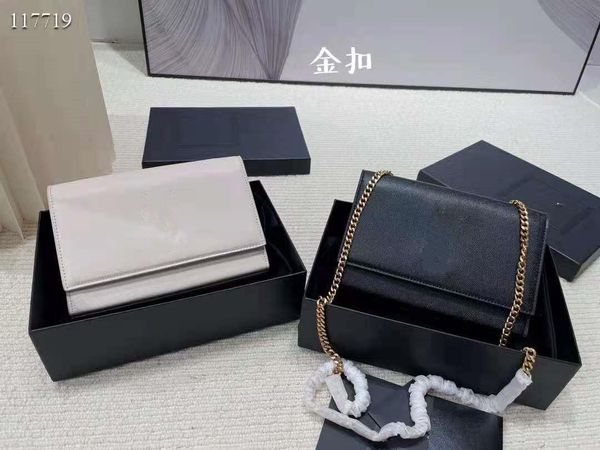 designer women's single shoulder chain bag caviar cow leather, size: 21cm
designer women's single shoulder chain bag caviar cow leather, size: 21cm