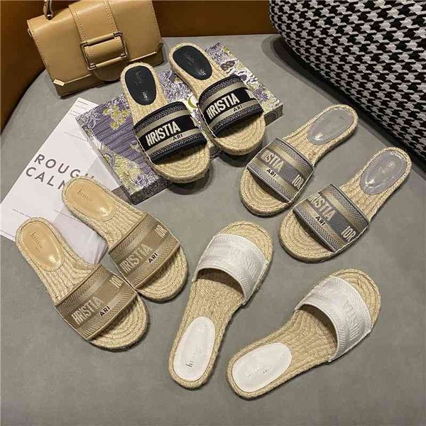 family fisherman's shoes summer 2021 new canvas embroidered straw woven sandals leisure women's slippers, Black
family fisherman's shoes summer 2021 new canvas embroidered straw woven sandals leisure women's slippers, Black