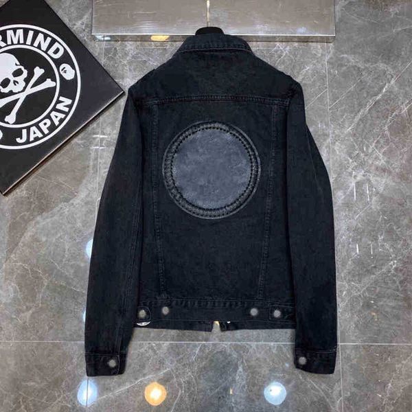 men designers clothes 2020 mens denim jacket women fashion casual coats black blue windbreaker stylist outwear jean clothing size s-xl, Black;brown
men designers clothes 2020 mens denim jacket women fashion casual coats black blue windbreaker stylist outwear jean clothing size s-xl, Black;brown