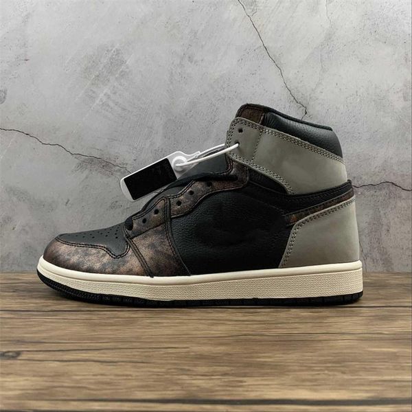 2021 release 1 high og rust shadow shoes mens 1s copper sports basketball trainer sneakers
2021 release 1 high og rust shadow shoes mens 1s copper sports basketball trainer sneakers